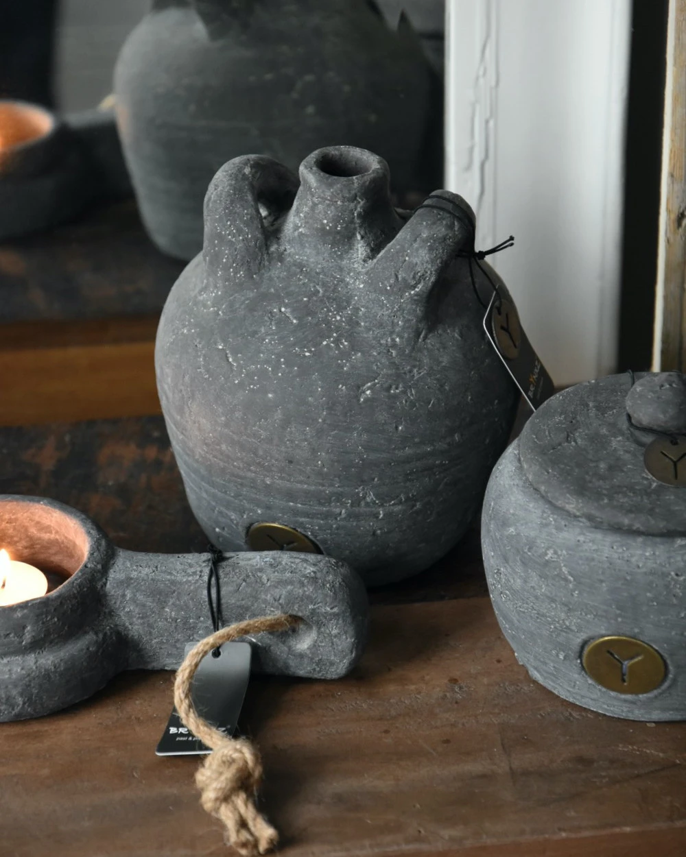 Aardewerk Kruikje Met Twee Oren En Smalle Tuit, Brynxz - Afbeelding 6