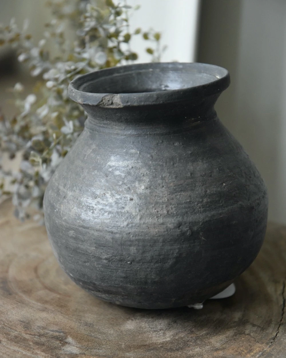 Bolle Oude Klei Pot Met Kraag - Afbeelding 4