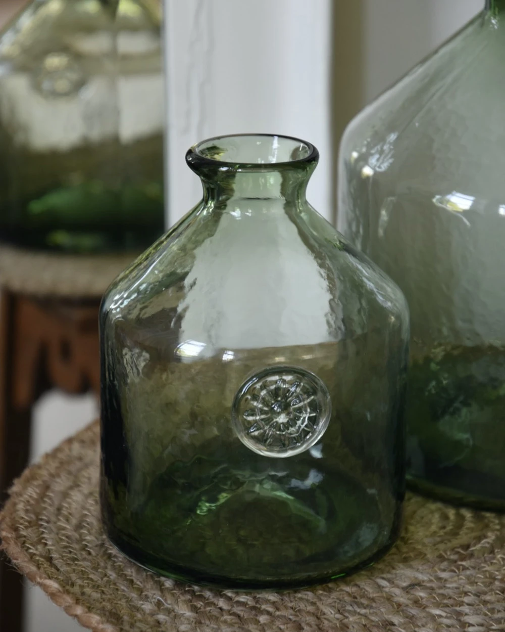 Glazen Apothekers Fles In Het Groen Met Embleem Klein, IB Laursen
