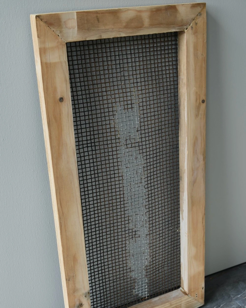 Herinnering Bord, Houten Lijst Met Stoer Dik Oud Gaas En Clip - Afbeelding 2