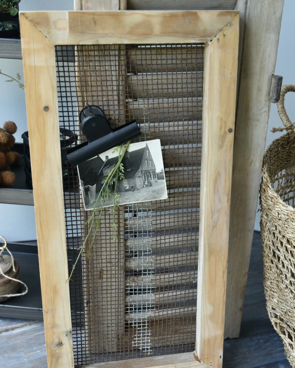 Herinnering Bord, Houten Lijst Met Stoer Dik Oud Gaas En Clip - Afbeelding 3