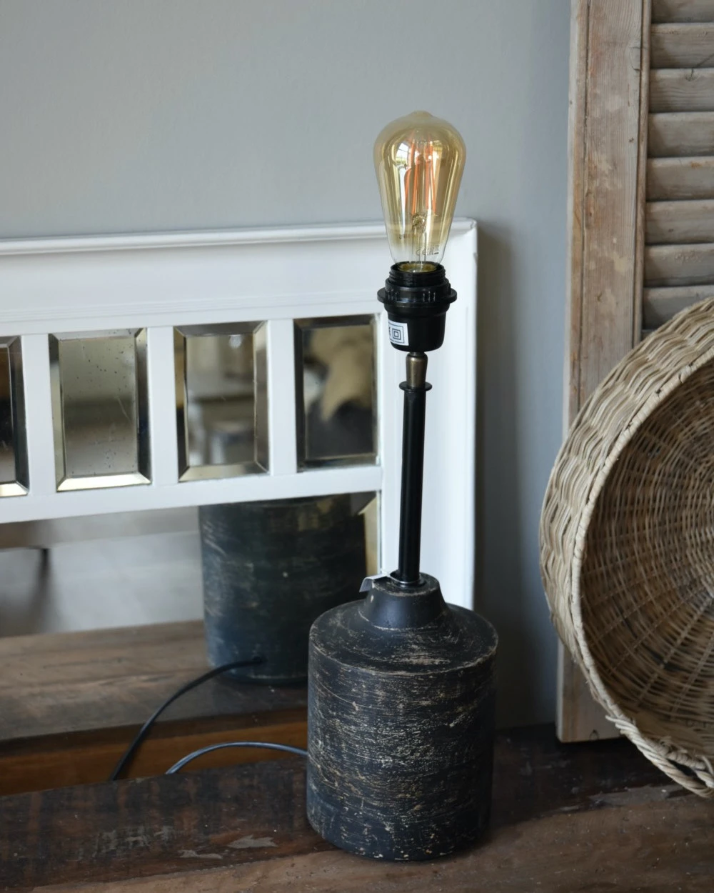 Houten Lampenvoet In Antiek Zwart - Afbeelding 3