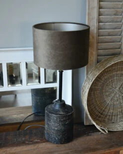 Houten Lampenvoet In Antiek Zwart