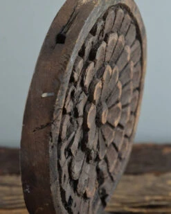 Houtsnijwerk Decoratie Cirkel Bloem Op Statief