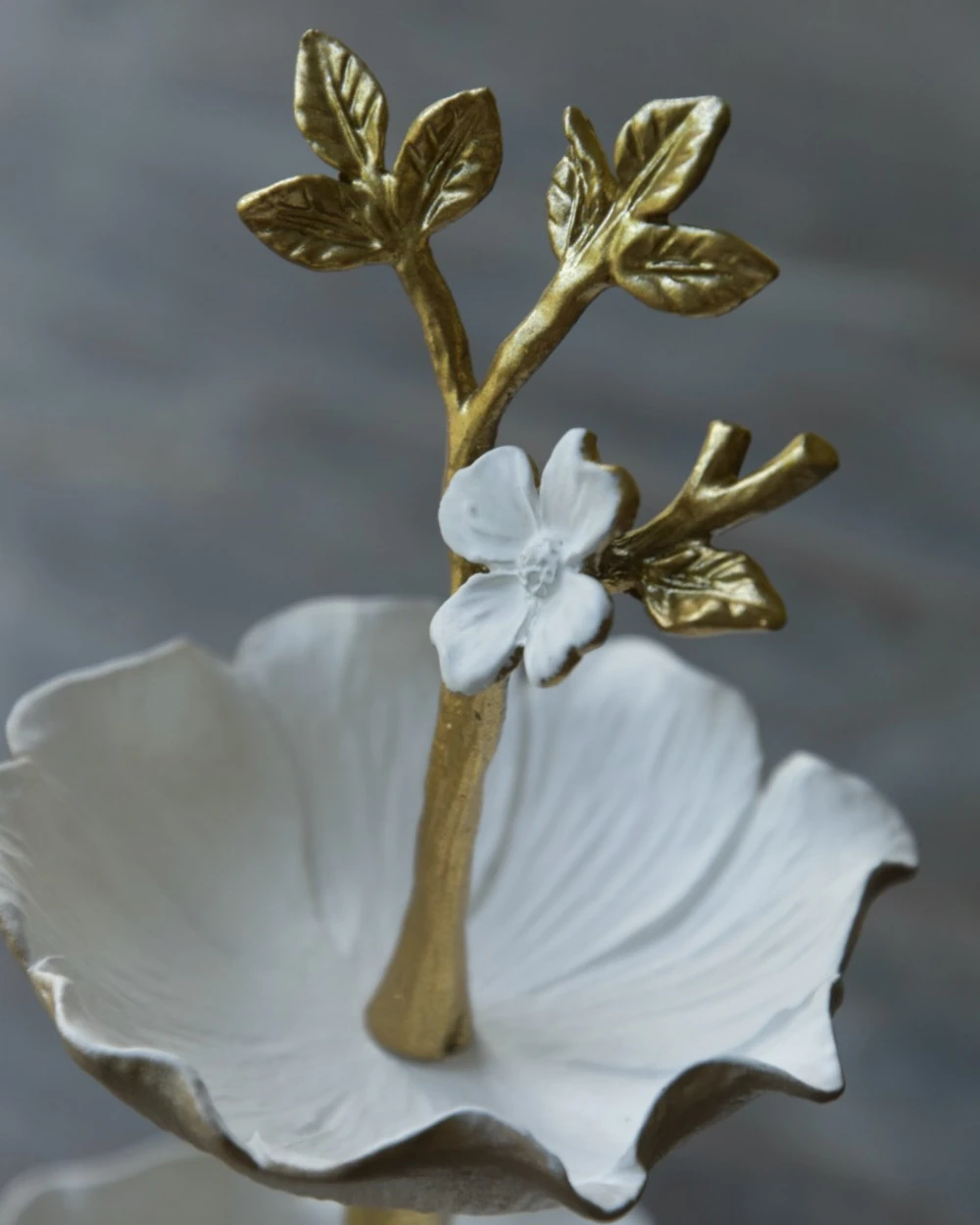 Kleine Etagere Bloem In Antiek Wit En Goud, Sieraden/bonbon Schaaltje - Afbeelding 5