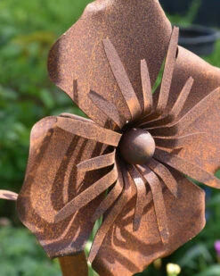 Metalen Tuinsteker Roestbloem Anemoon