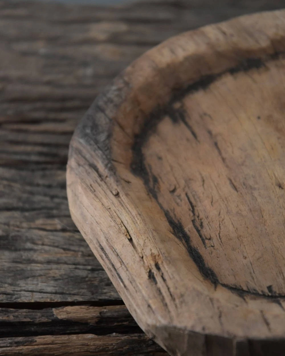 Nepalese Schaal Met Kleine Pootjes