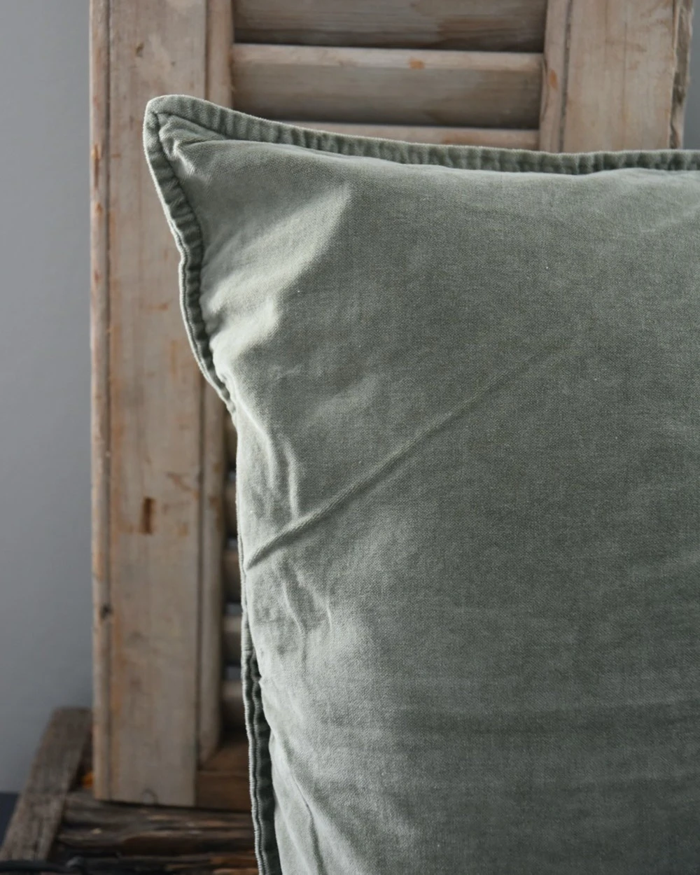 Olijf Groene Velours Kussenhoes, IB Laursen - Afbeelding 2