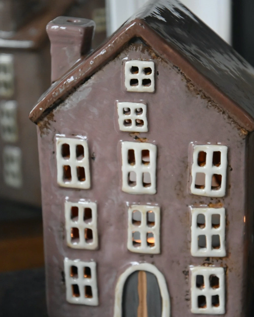 Pastel Lila Theelicht Huis Met Open Ramen Nyhavn, IB Laursen - Afbeelding 8