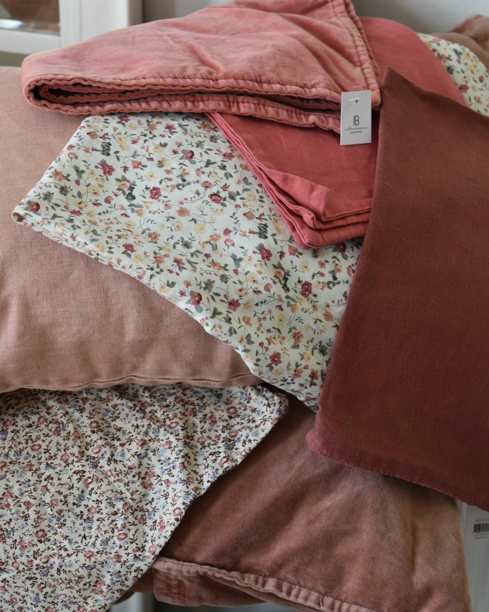 Pastel Roze Velours Kussenhoes 'Tuscany', IB Laursen - Afbeelding 4