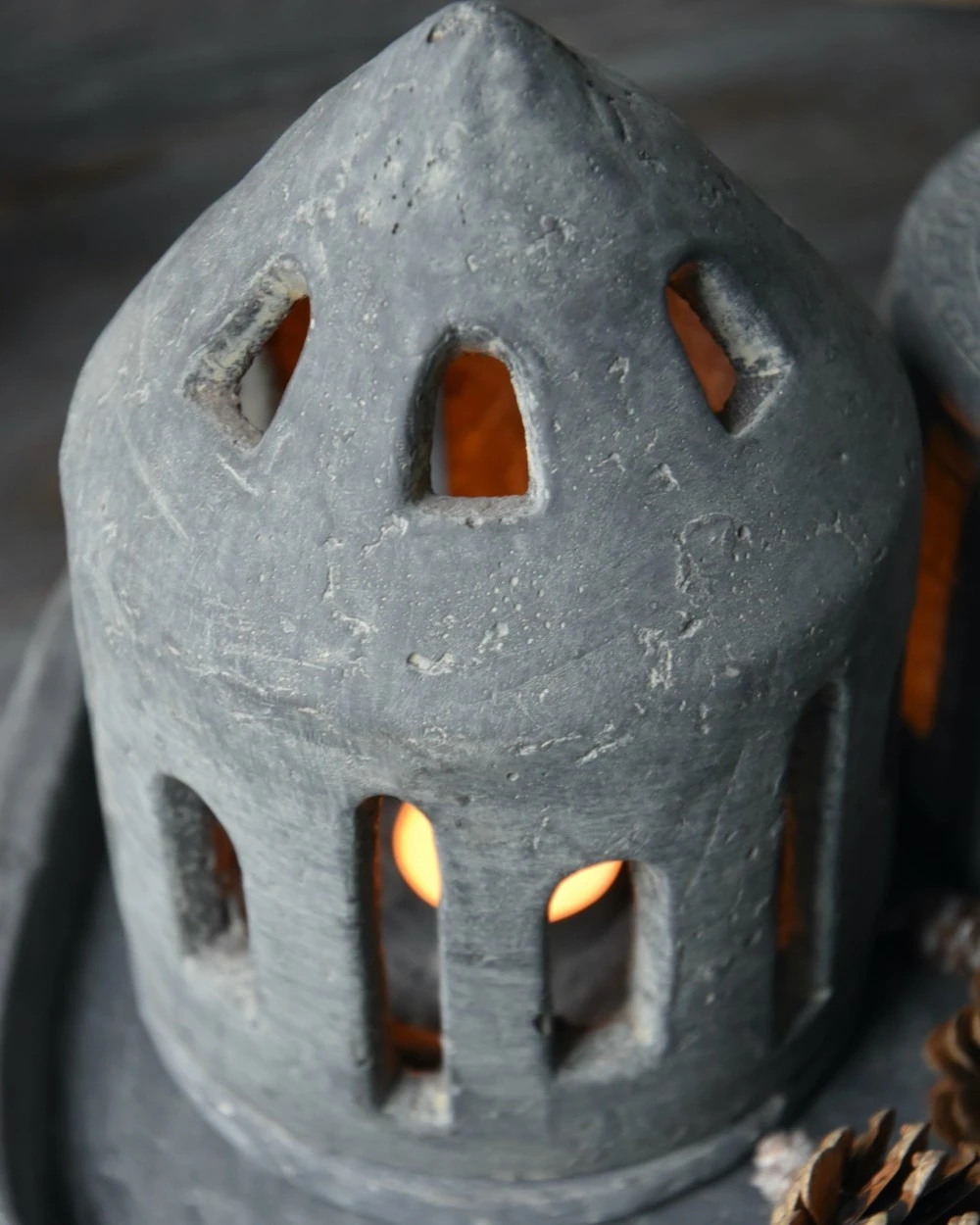 Theelicht Houder Huis Rond Vintage Grijs Groot, Brynxz - Afbeelding 2